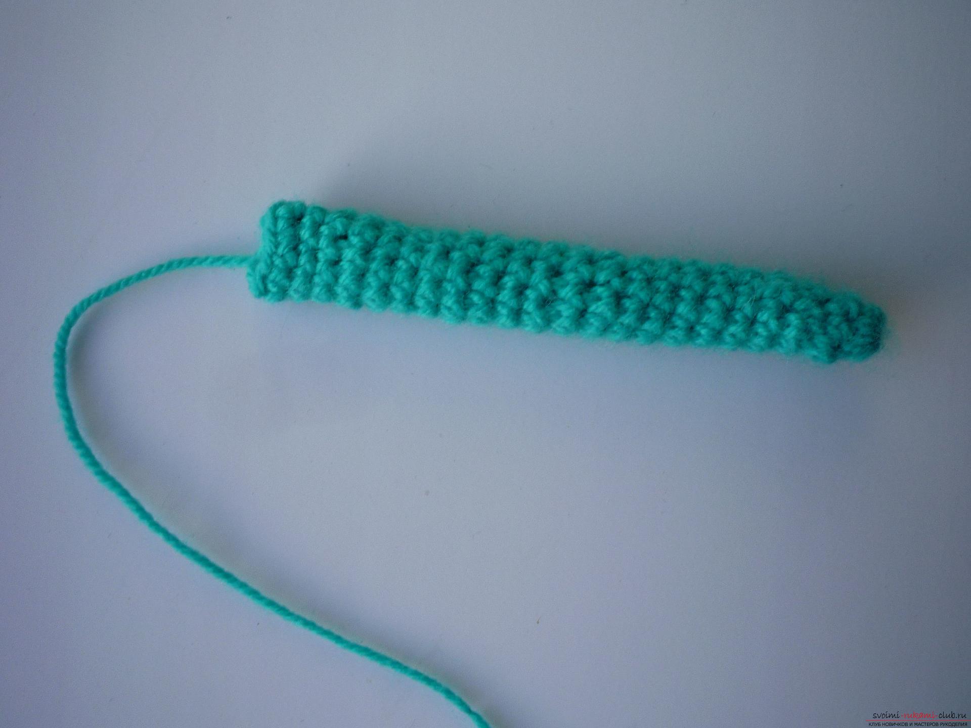 Вязание игрушки крючком по нашему мастер-классу поможет создать вязаного кота.. Фото №12